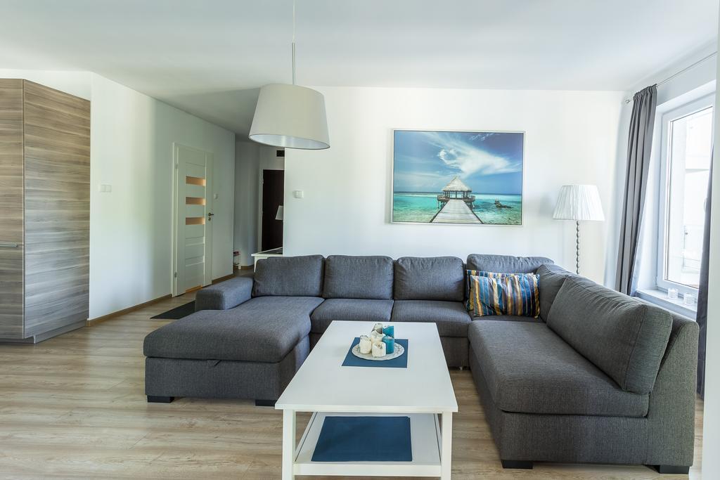 Omi Apartments Колобжег Екстериор снимка