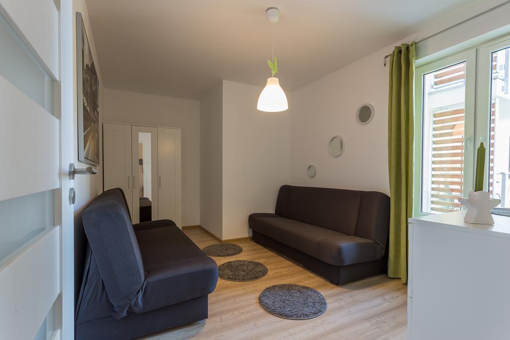 Omi Apartments Колобжег Екстериор снимка