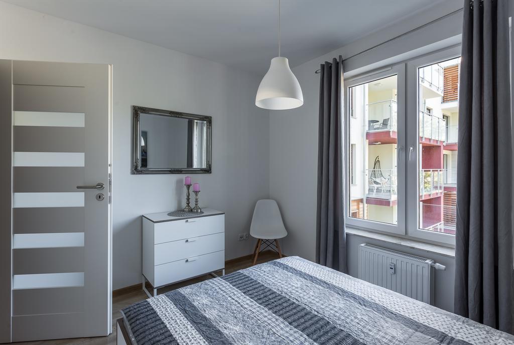 Omi Apartments Колобжег Екстериор снимка