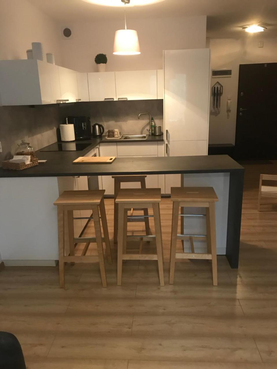 Omi Apartments Колобжег Екстериор снимка